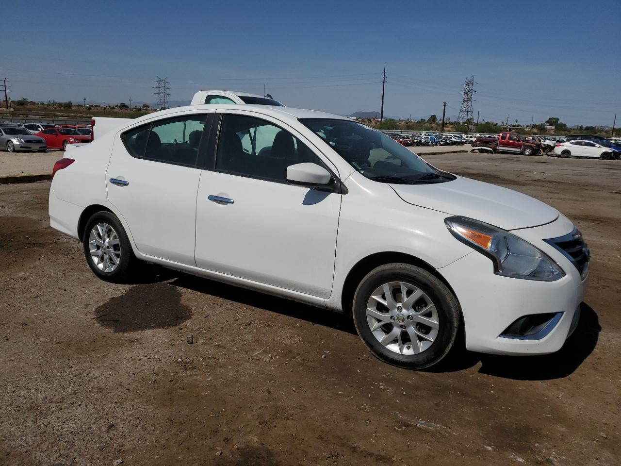 2018 Nissan Versa S - Image 4