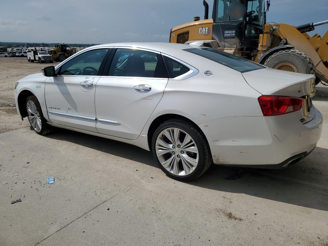 2017 Chevrolet Impala Premier - Фото 2