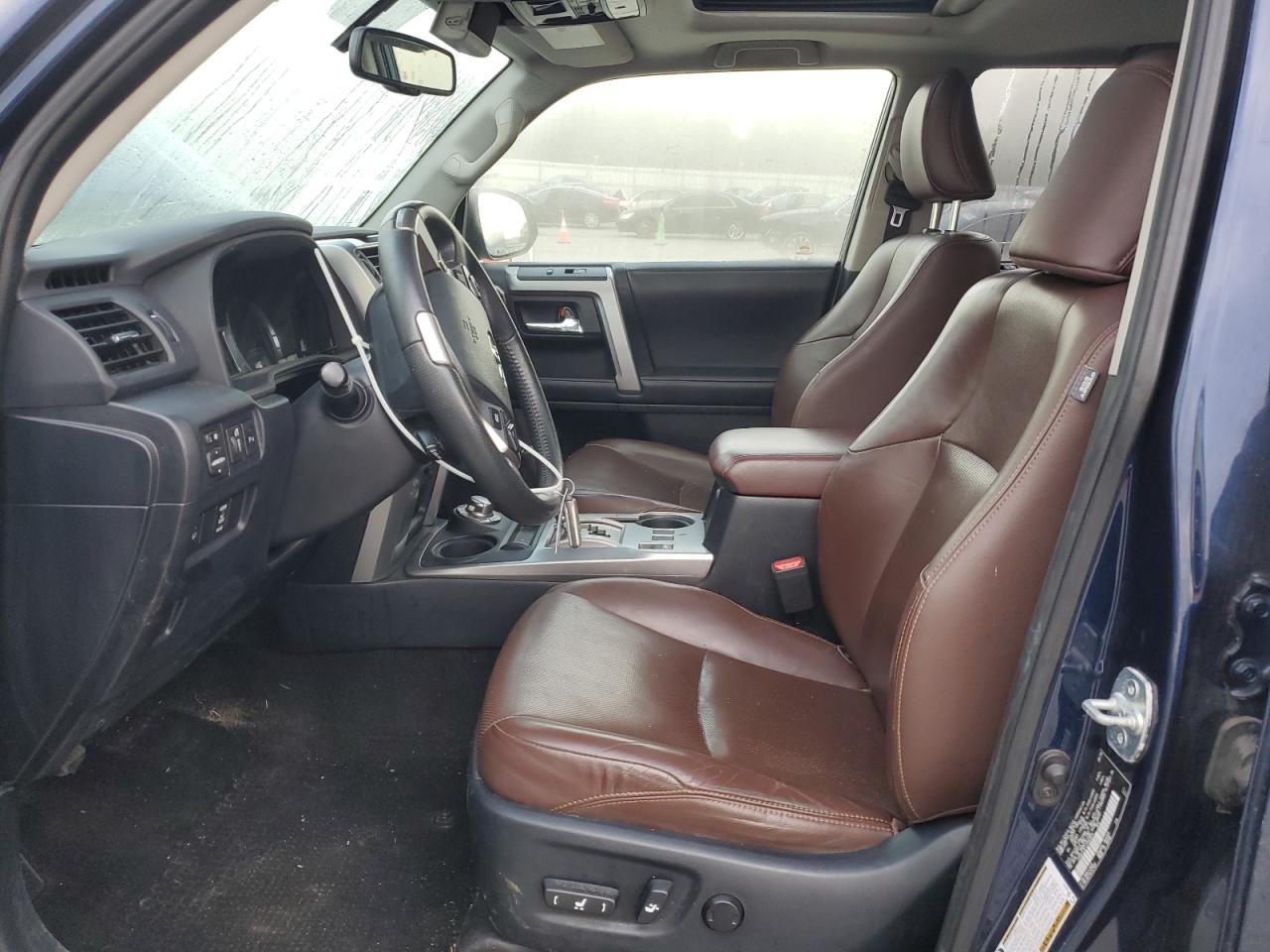 2018 Toyota 4Runner Sr5/Sr5 Premium - Image 7