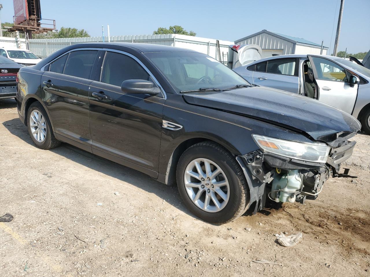 2013 Ford Taurus Se - Фото 4