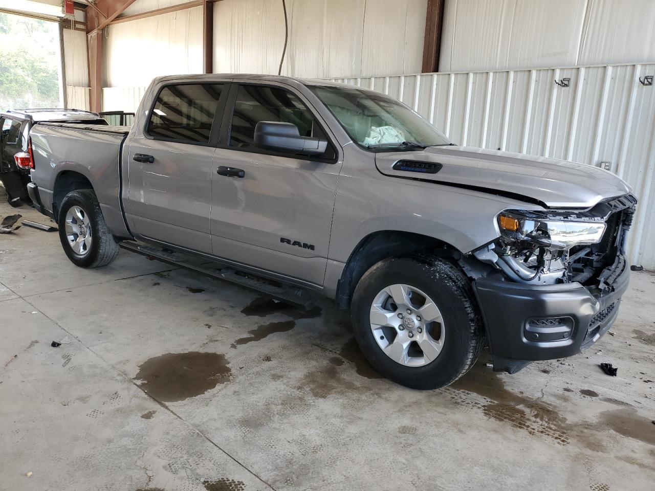 2025 Ram 1500 Tradesman - Фото 4