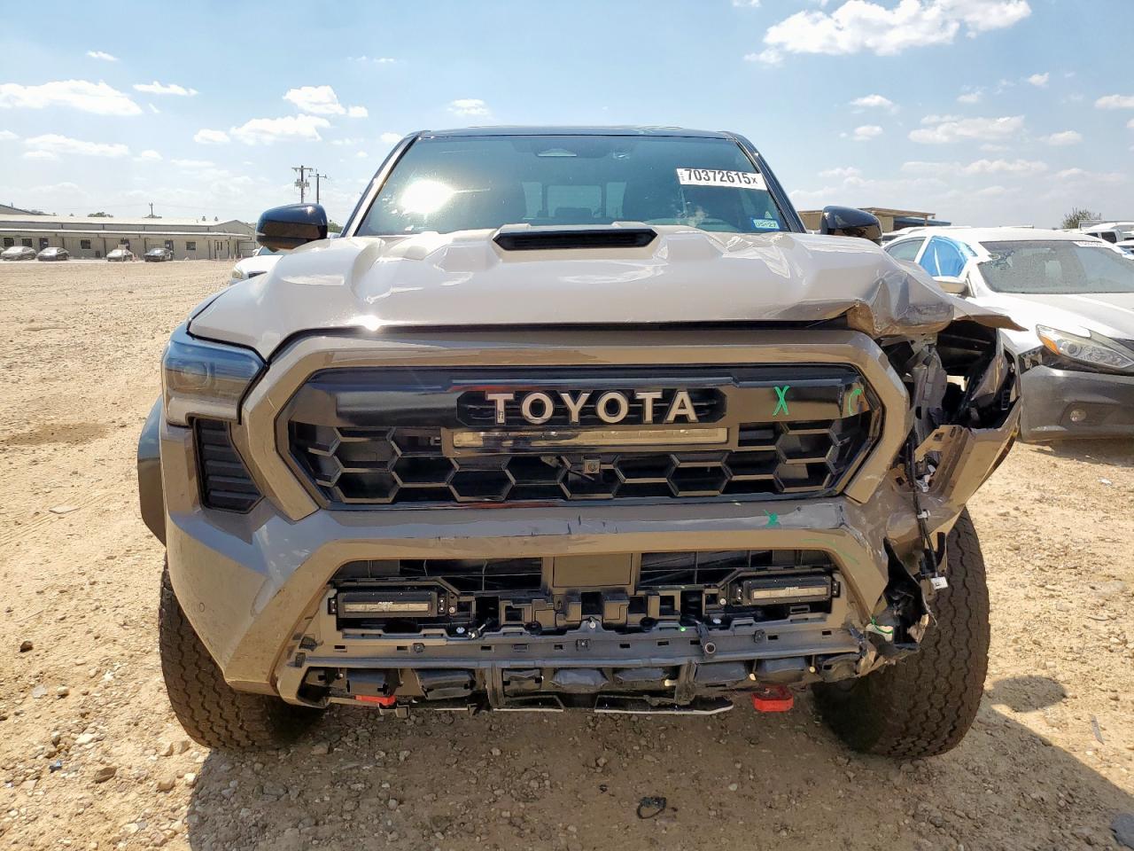 2025 Toyota Tacoma Double Cab - Image 5