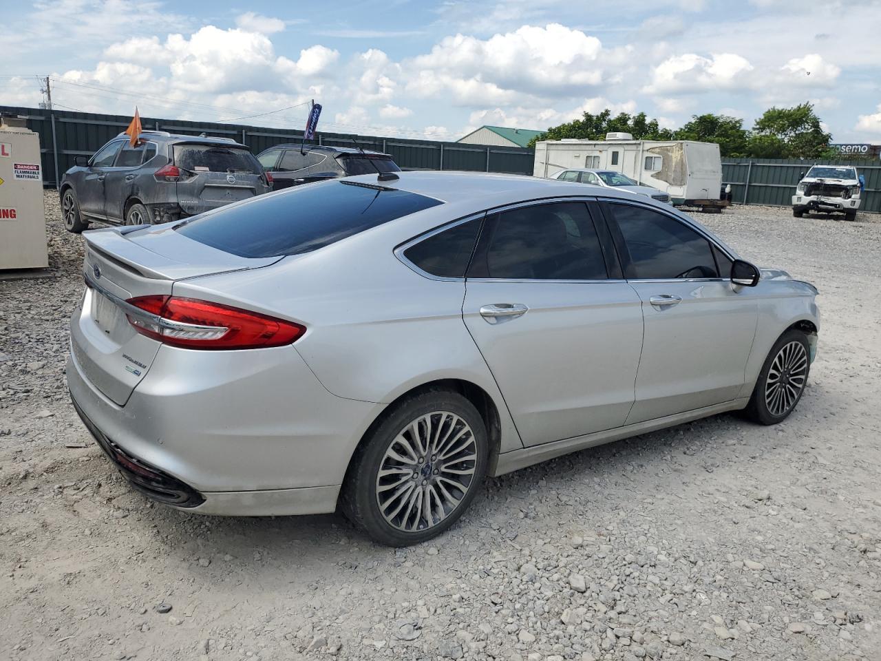2018 Ford Fusion Titanium/Platinum - Фото 3