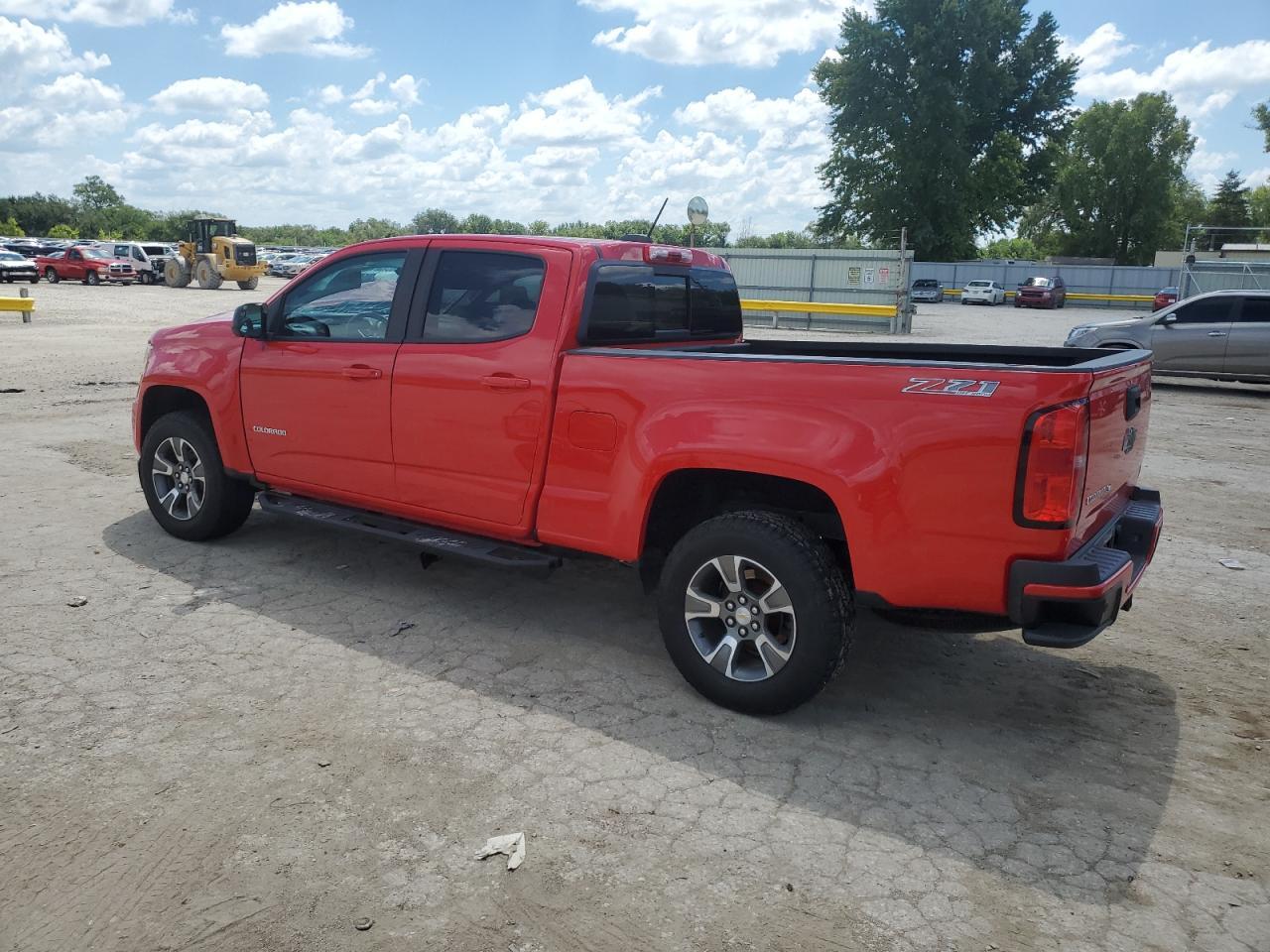 2020 Chevrolet Colorado Z71 - Фото 2