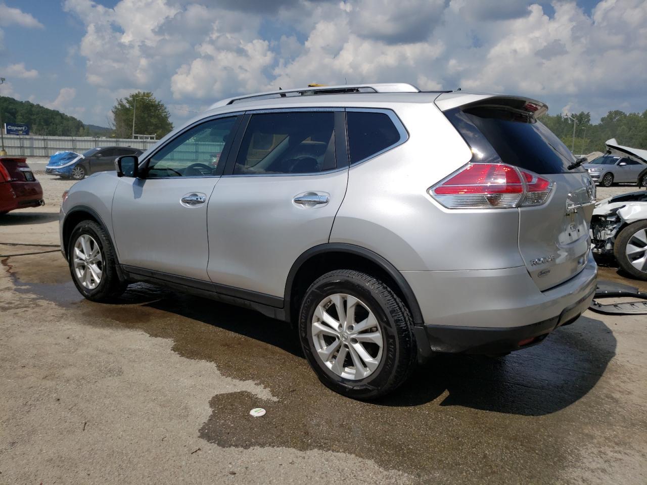 2016 Nissan Rogue S - Фото 2