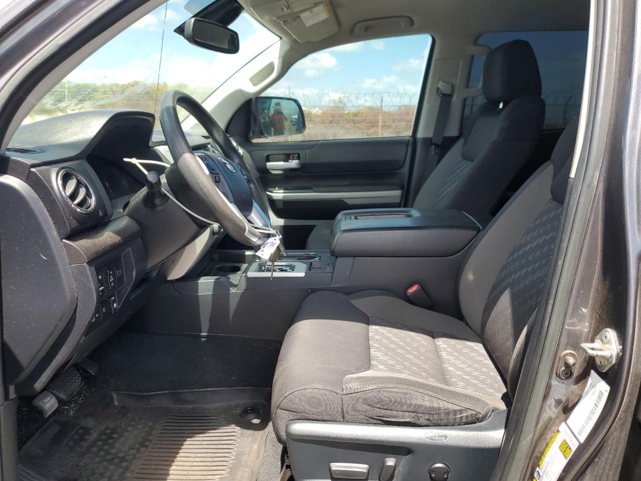 2018 Toyota Tundra Crewmax Sr5 - Image 7