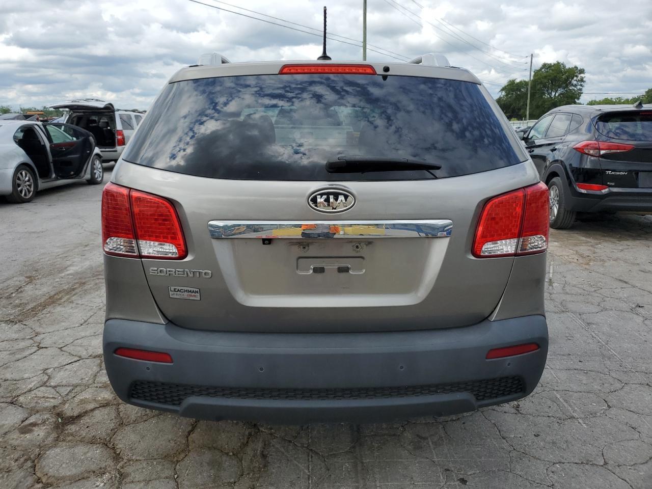 2011 Kia Sorento Base - Image 6