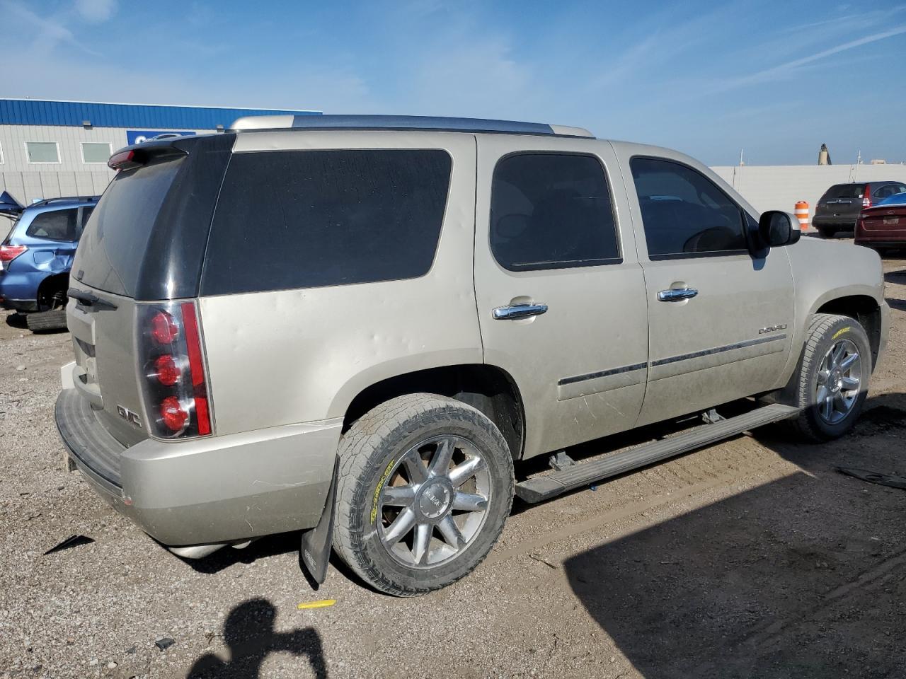 2013 GMC Yukon Denali - Фото 3