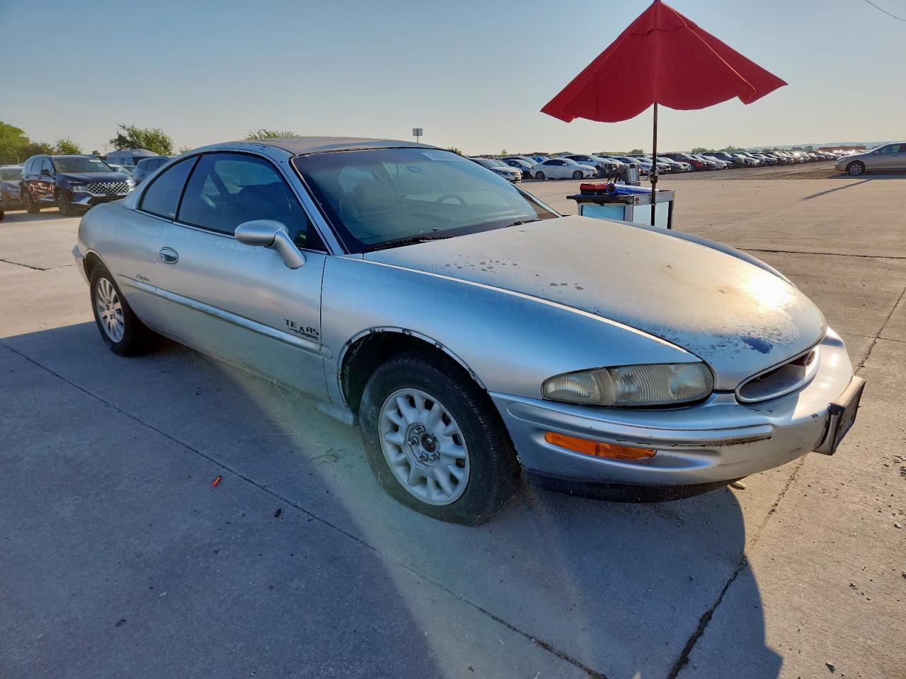 1997 Buick Riviera - Фото 4