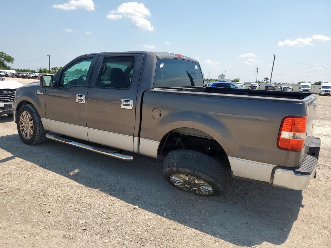 2007 Ford F150 Supercrew - Image 2
