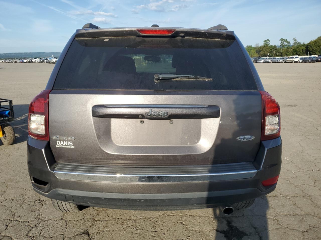 2016 Jeep Compass Latitude - Фото 6