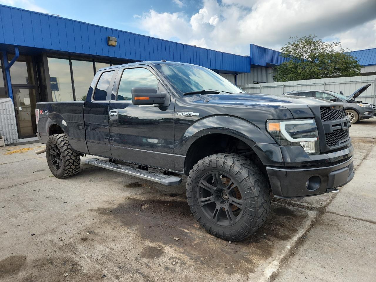 2010 Ford F150 Super Cab - Фото 4