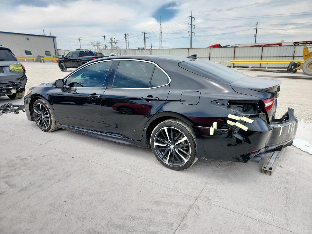 2019 Toyota Camry Xse - Фото 2