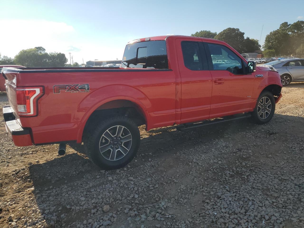 2015 Ford F150 Super Cab - Фото 3