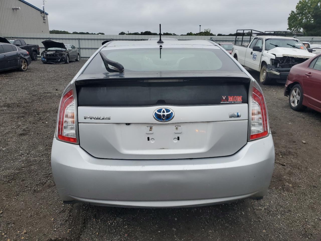 2014 Toyota Prius - Фото 6