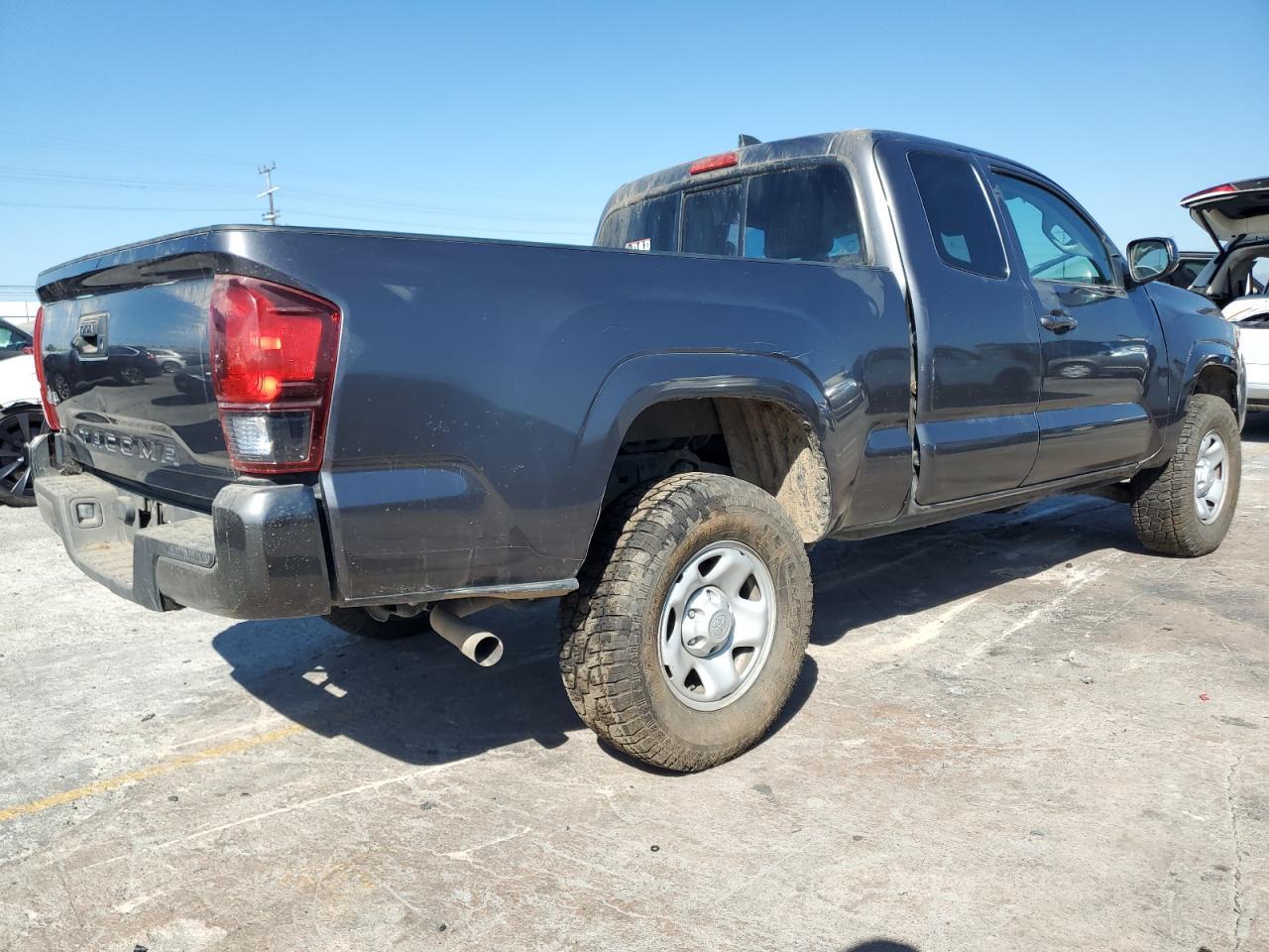 2022 Toyota Tacoma Access Cab - Фото 3