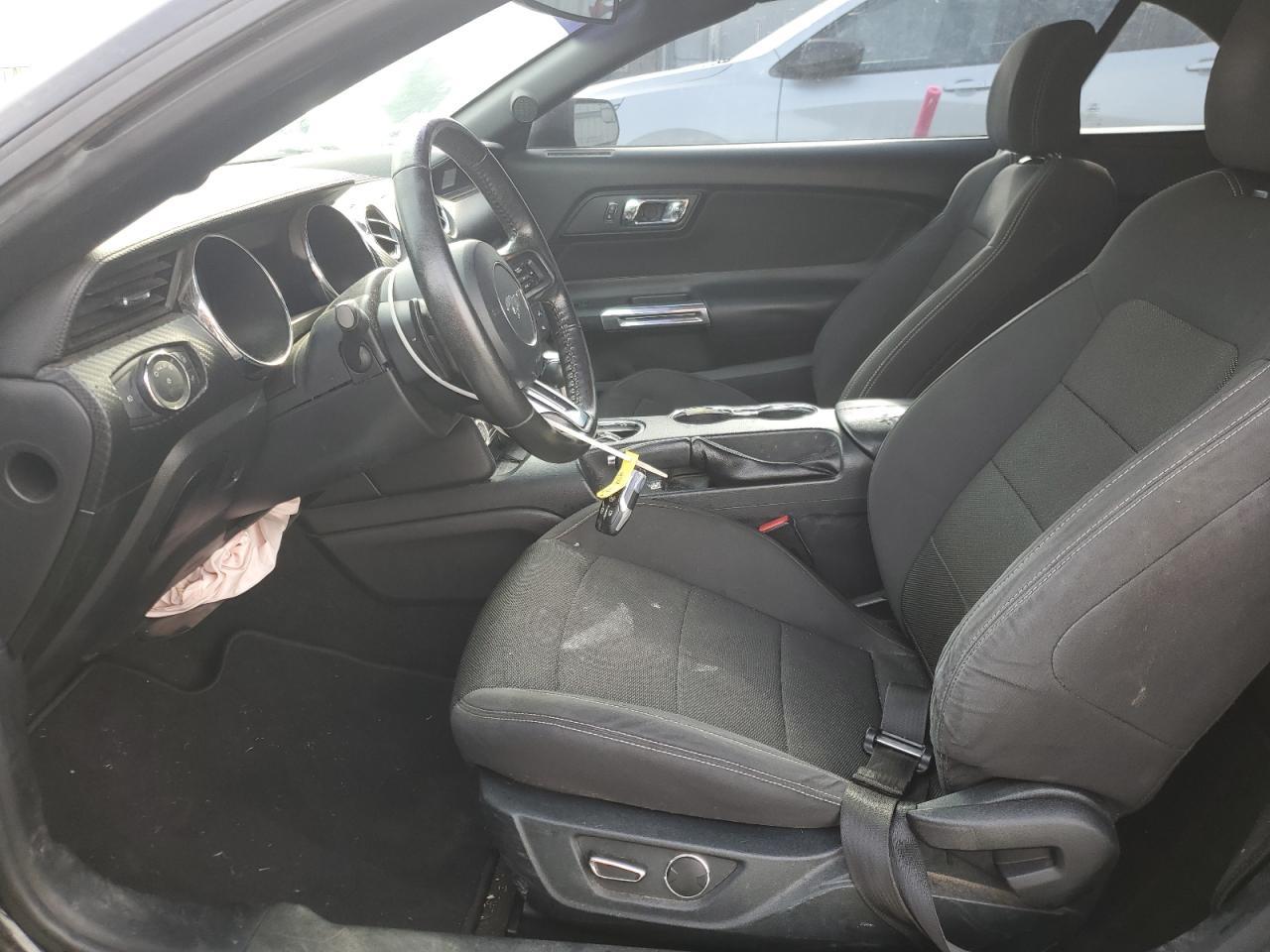 2016 Ford Mustang - Фото 7