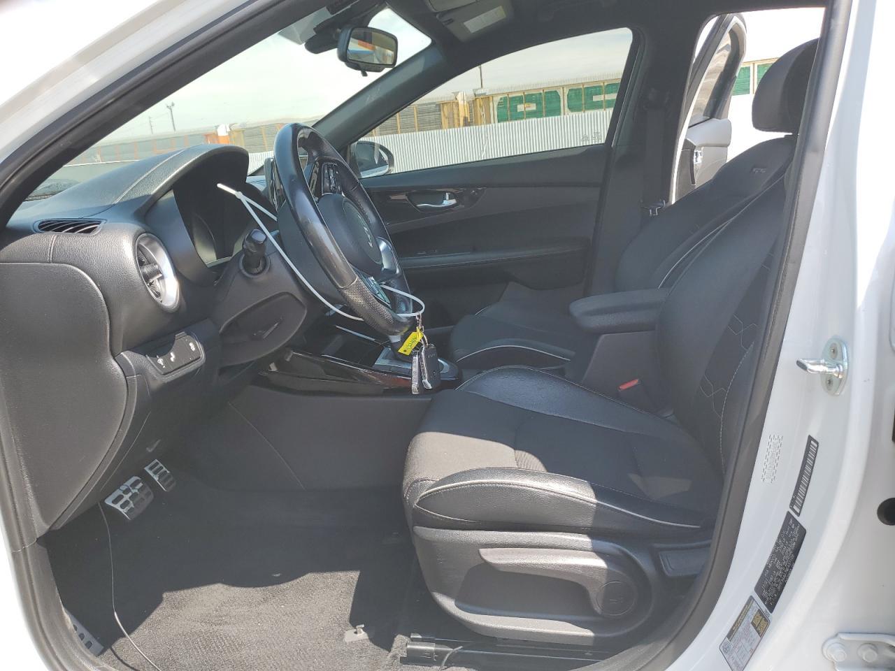 2022 Kia Forte Gt Line - Фото 7