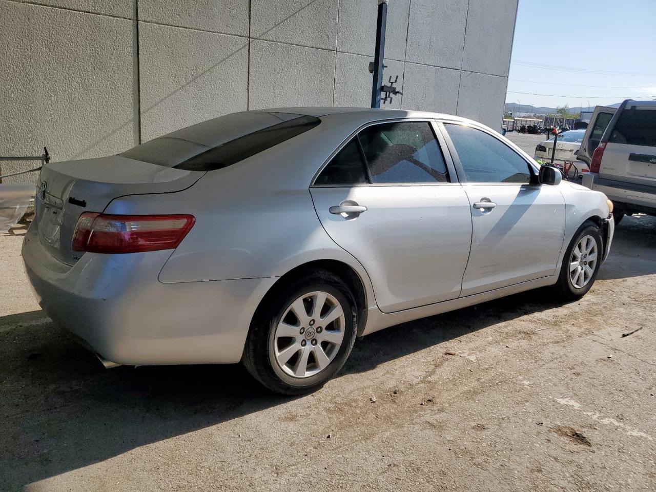 2009 Toyota Camry Base - Фото 3