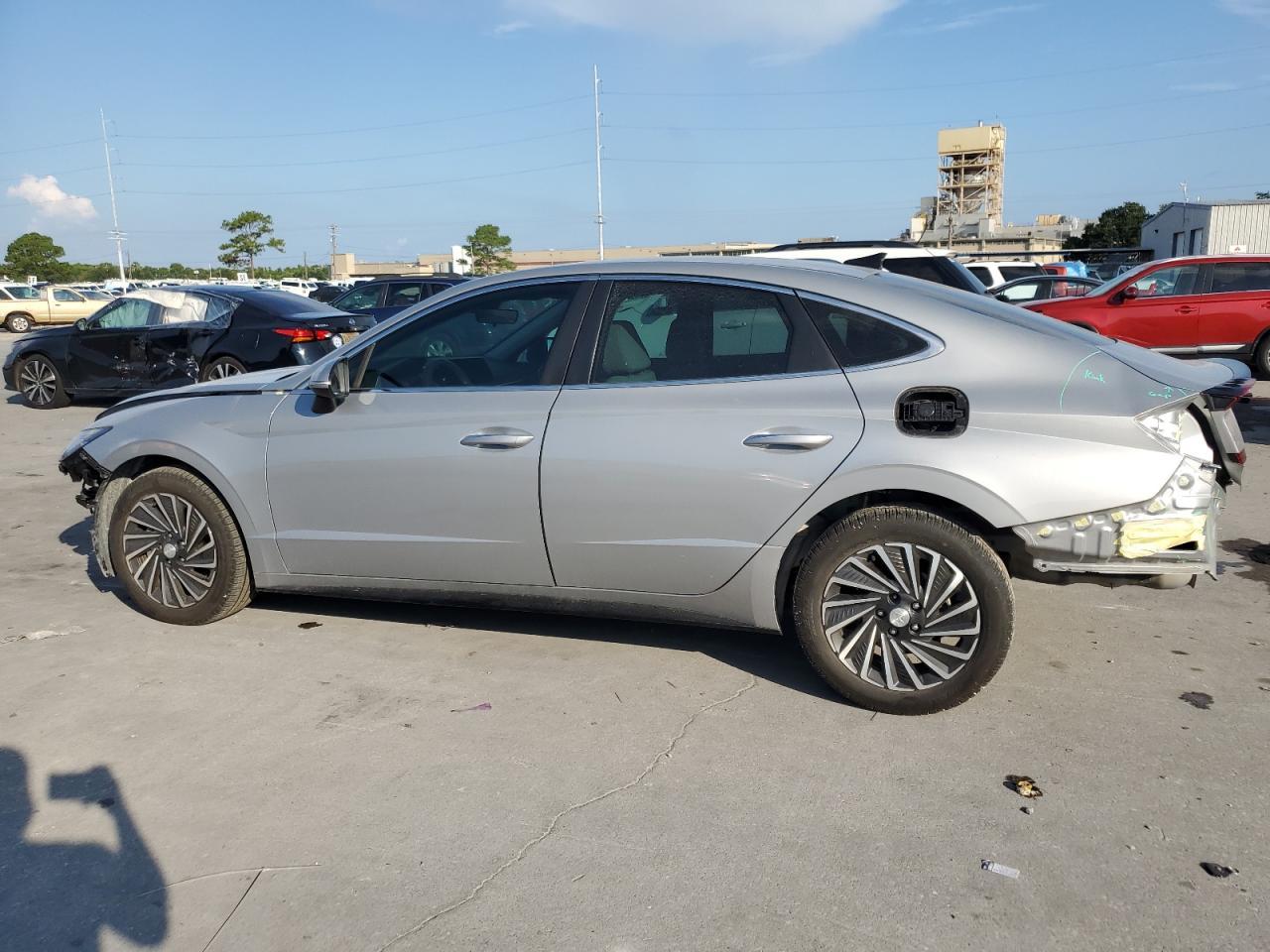 2023 Hyundai Sonata Hybrid - Фото 2