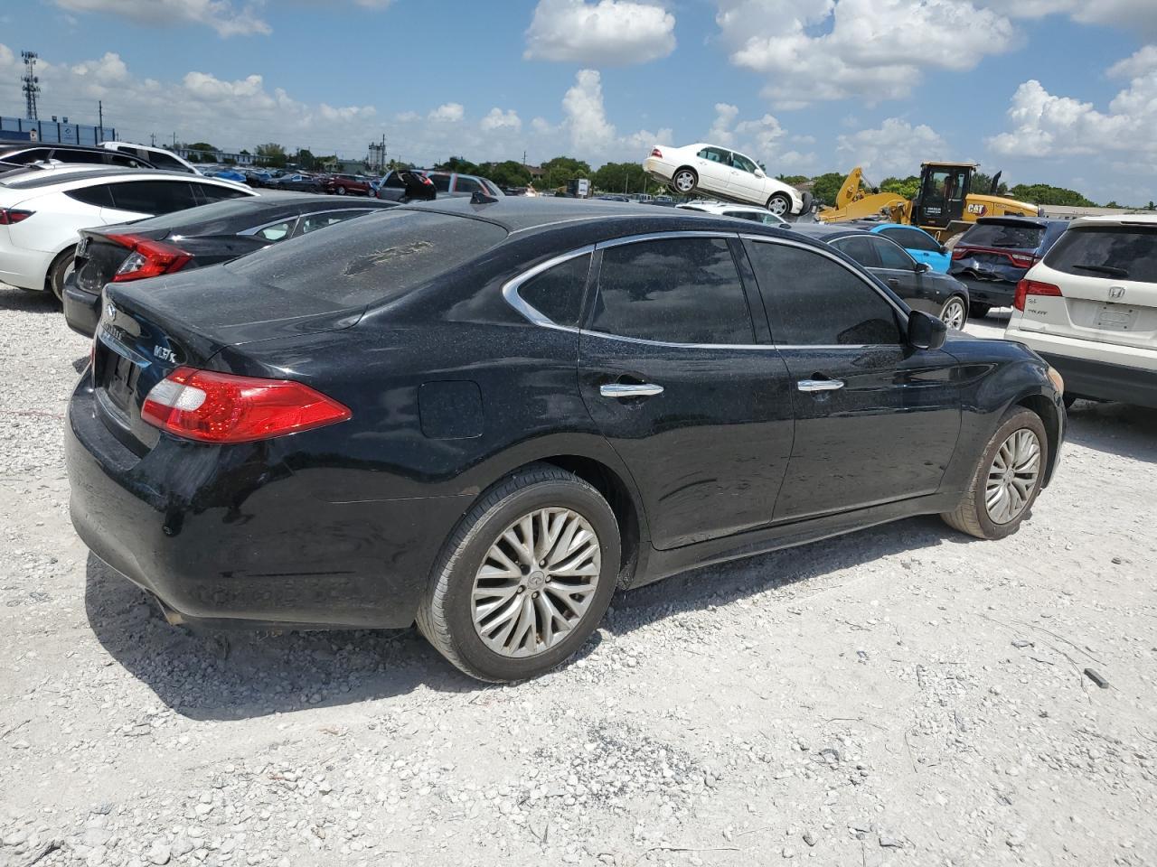 2011 Infiniti M37 X - Image 3