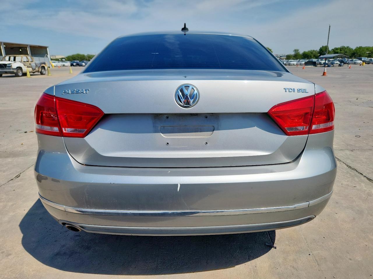 2013 Volkswagen Passat Sel - Фото 6
