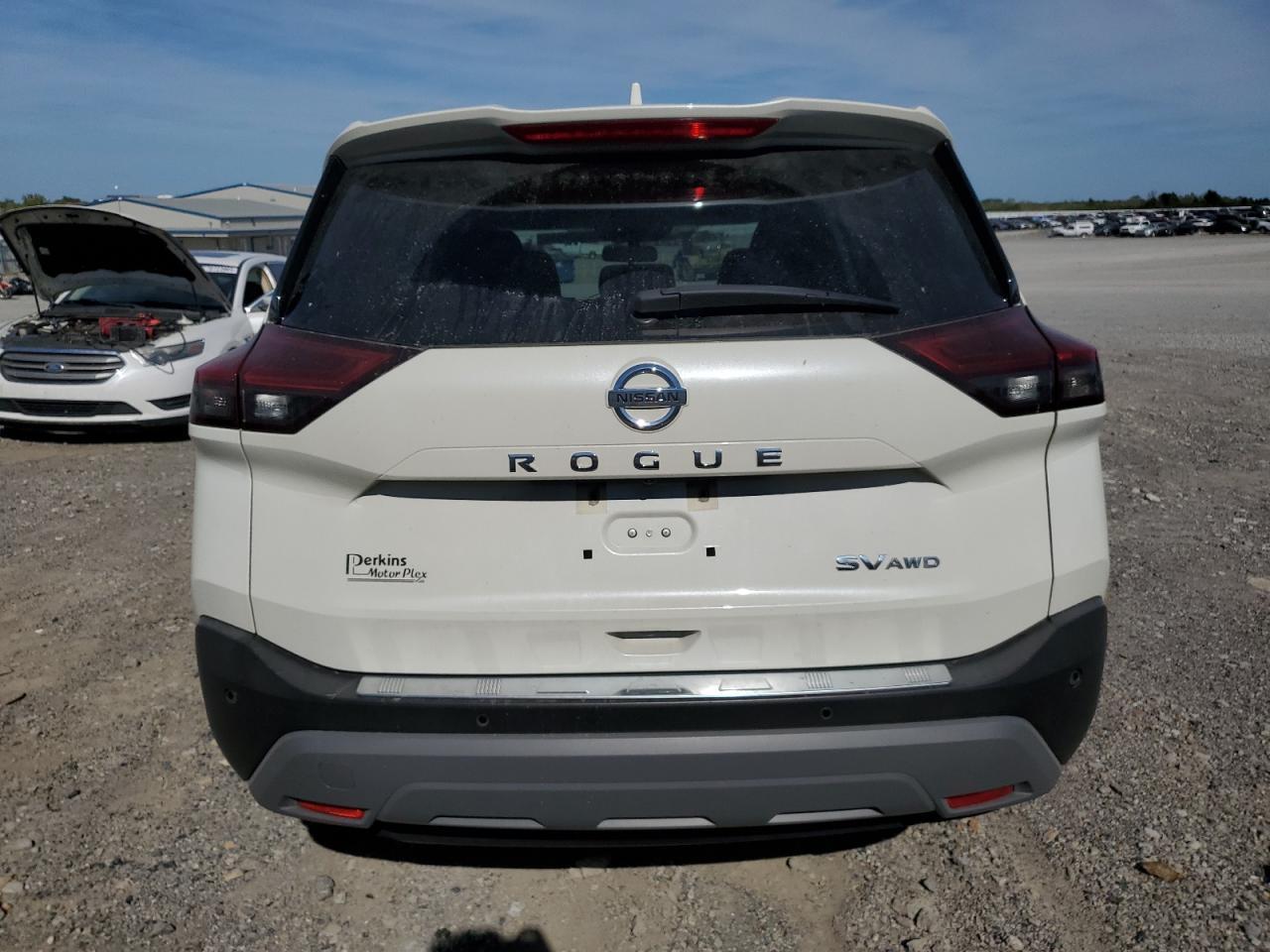 2021 Nissan Rogue Sv - Image 6