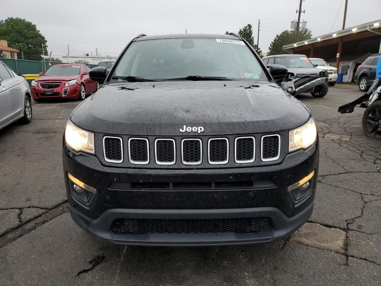 2020 Jeep Compass Latitude - Image 5