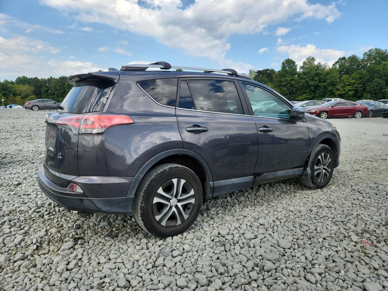 2016 Toyota Rav4 Le - Image 3