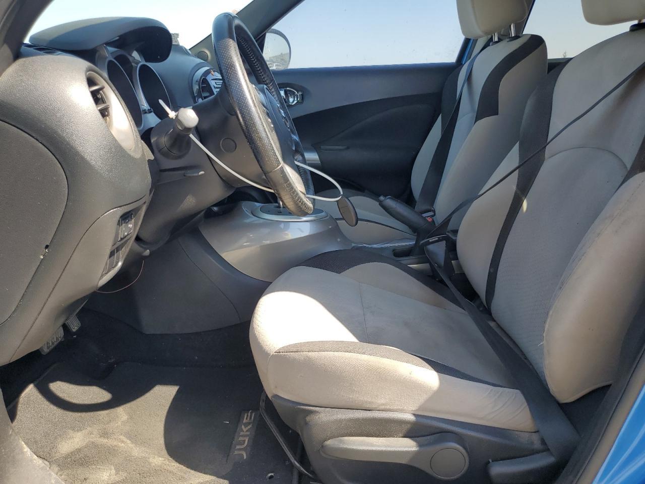 2011 Nissan Juke S - Фото 7