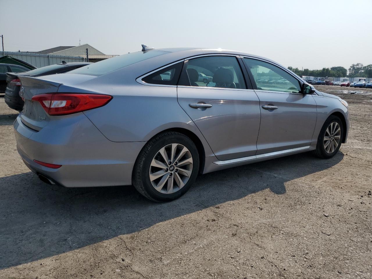 2016 Hyundai Sonata Sport - Image 3