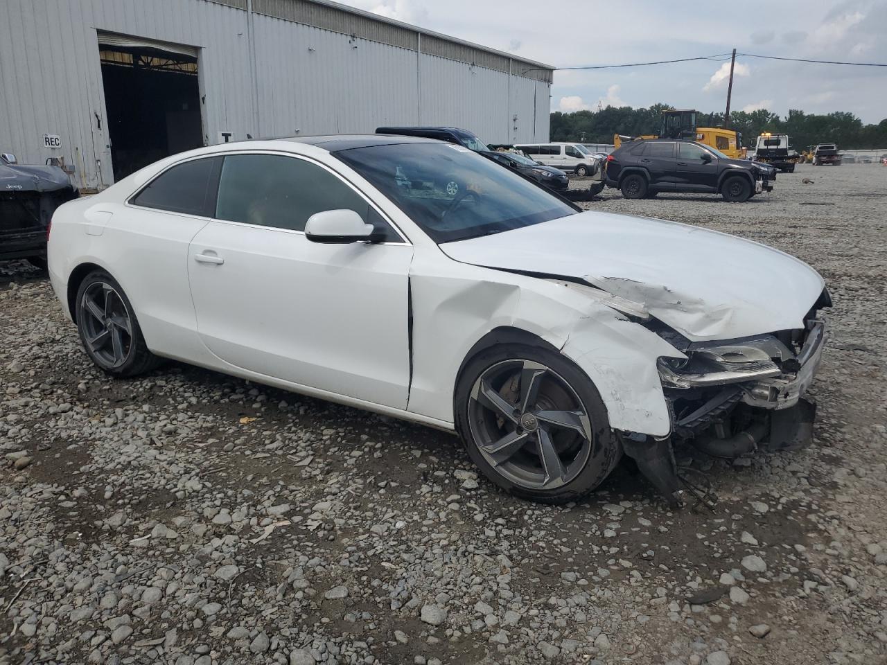 2012 Audi A5 Premium Plus - Фото 4