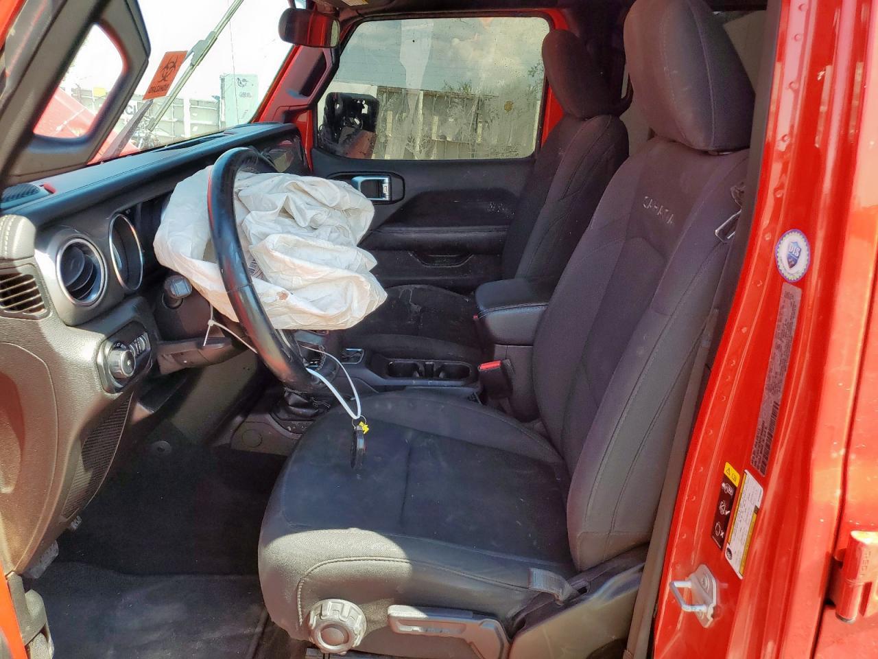 2021 Jeep Wrangler Unlimited Sahara - Image 7