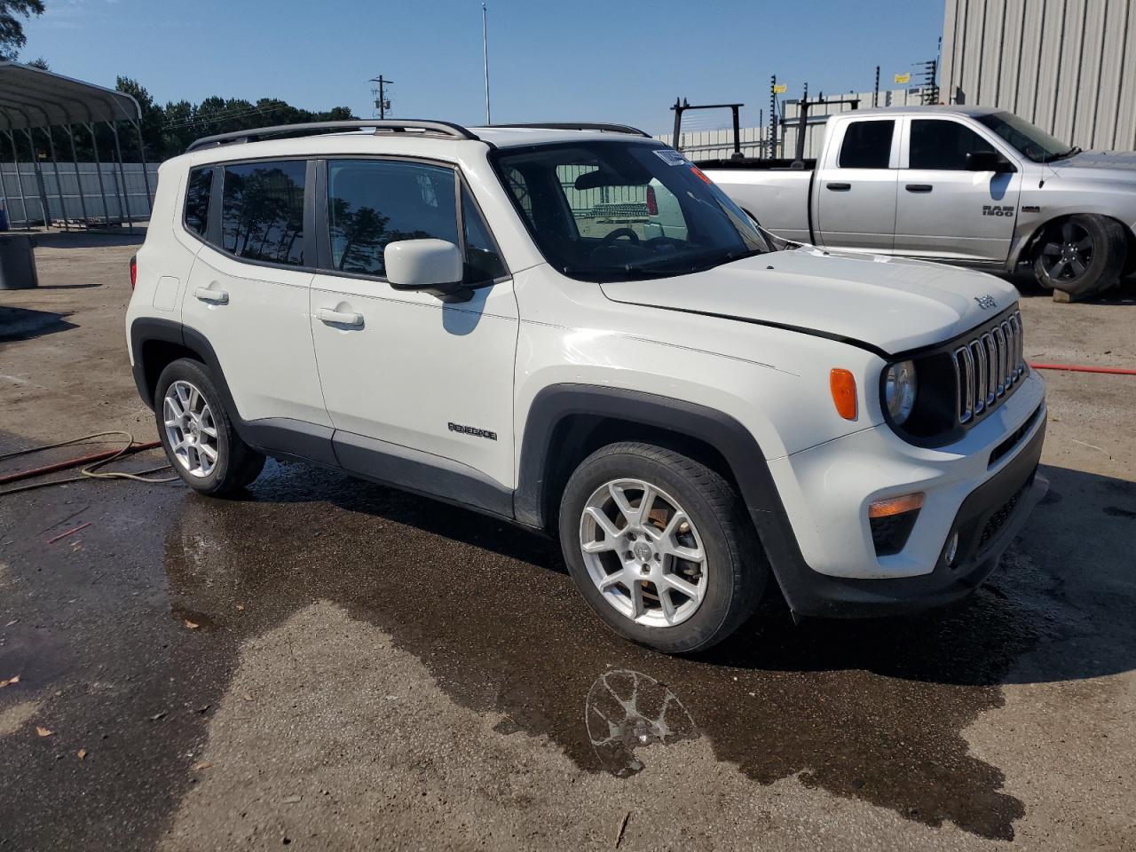 2019 Jeep Renegade Latitude - Image 4