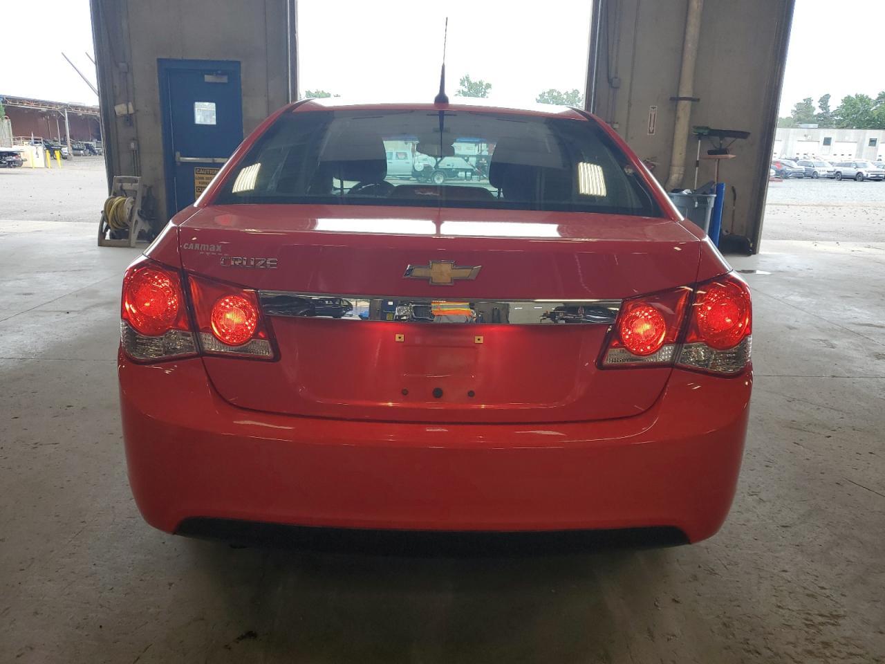 2014 Chevrolet Cruze Ls - Image 6