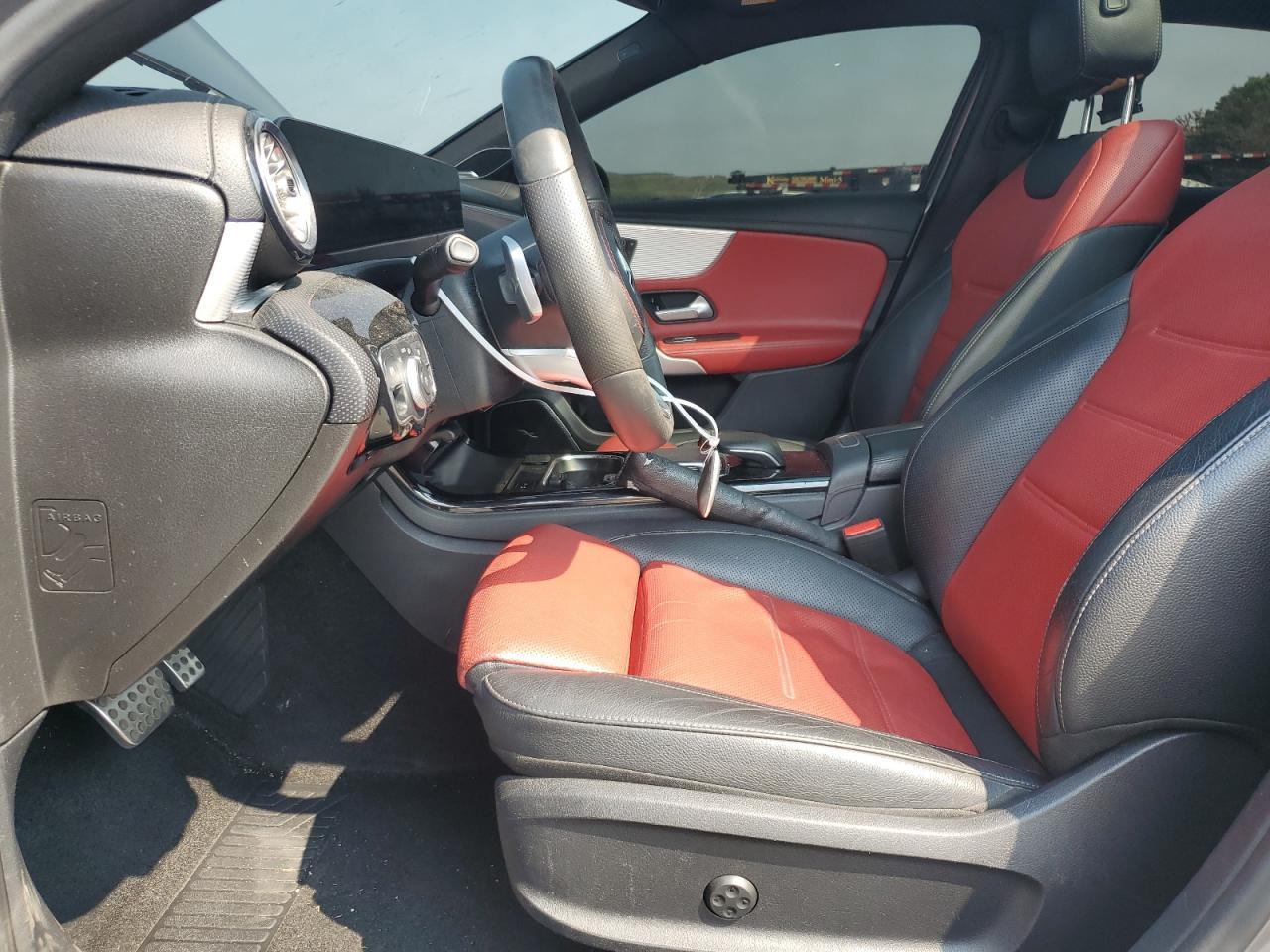 2020 Mercedes-Benz A 220 4Matic - Image 7