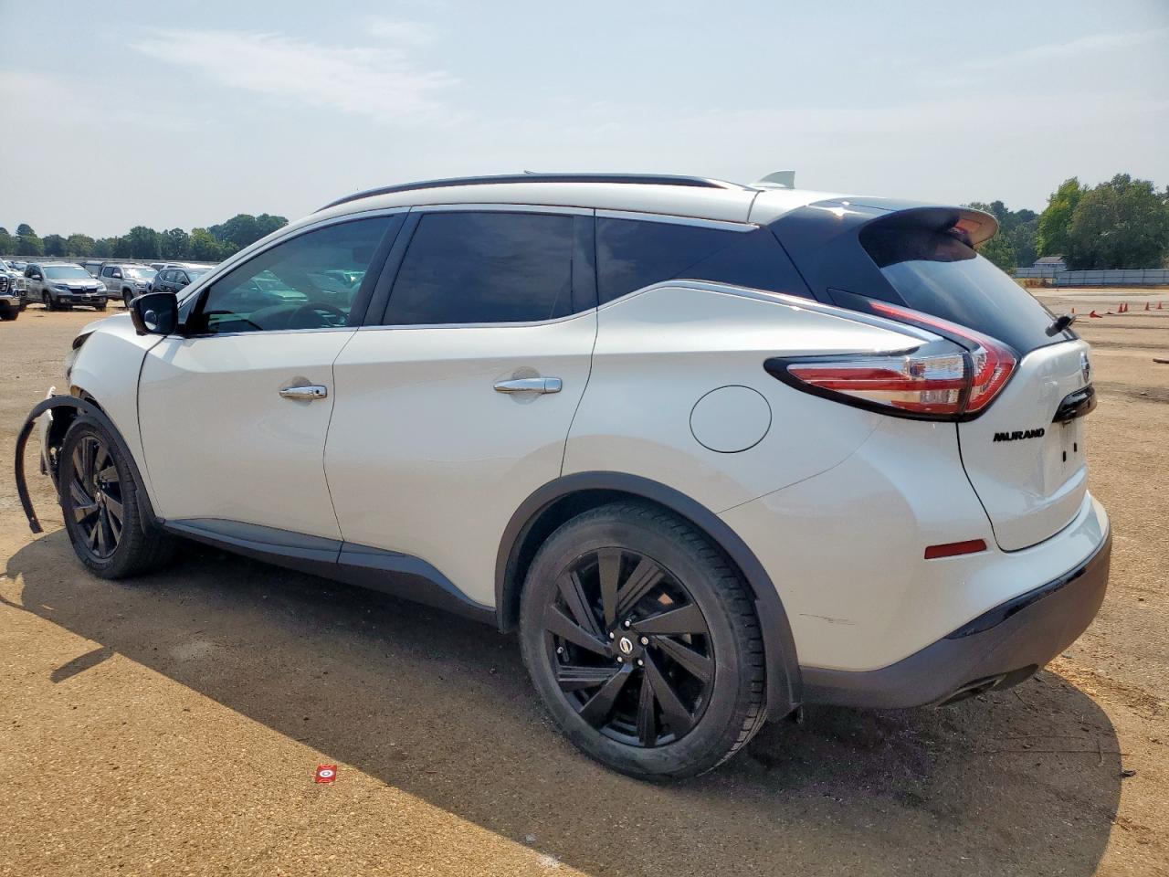 2018 Nissan Murano S - Image 2