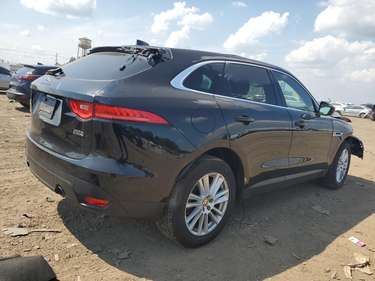 2019 Jaguar F-Pace Prestige - Image 3