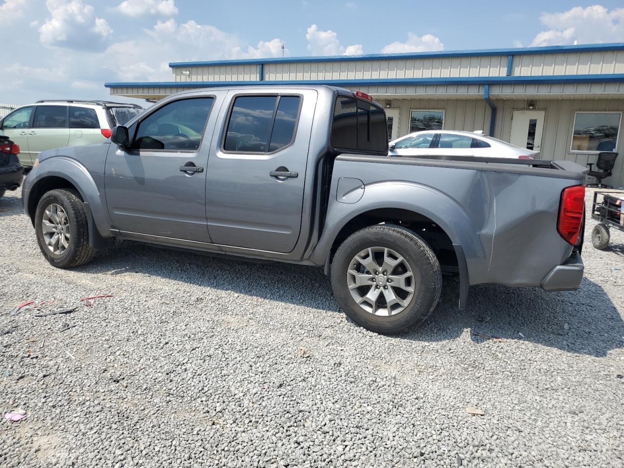 2020 Nissan Frontier S - Image 2