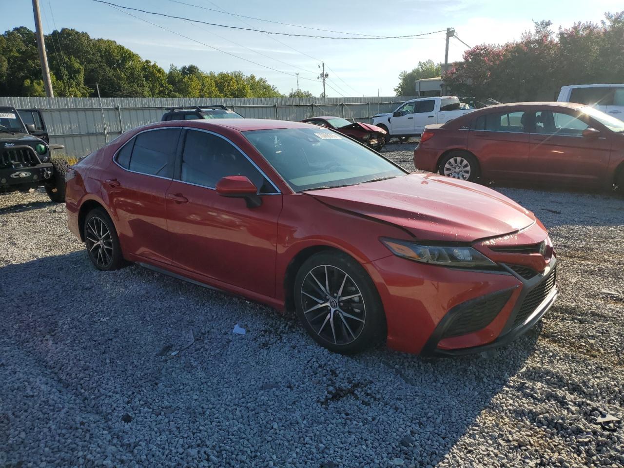 2021 Toyota Camry Se - Фото 4