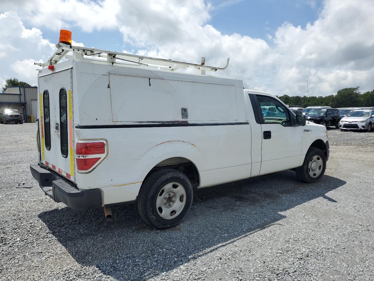 2009 Ford F150 - Image 3