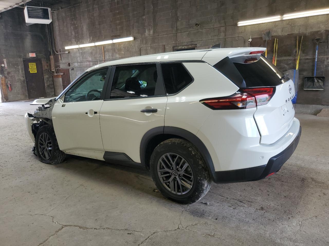 2024 Nissan Rogue S - Фото 2