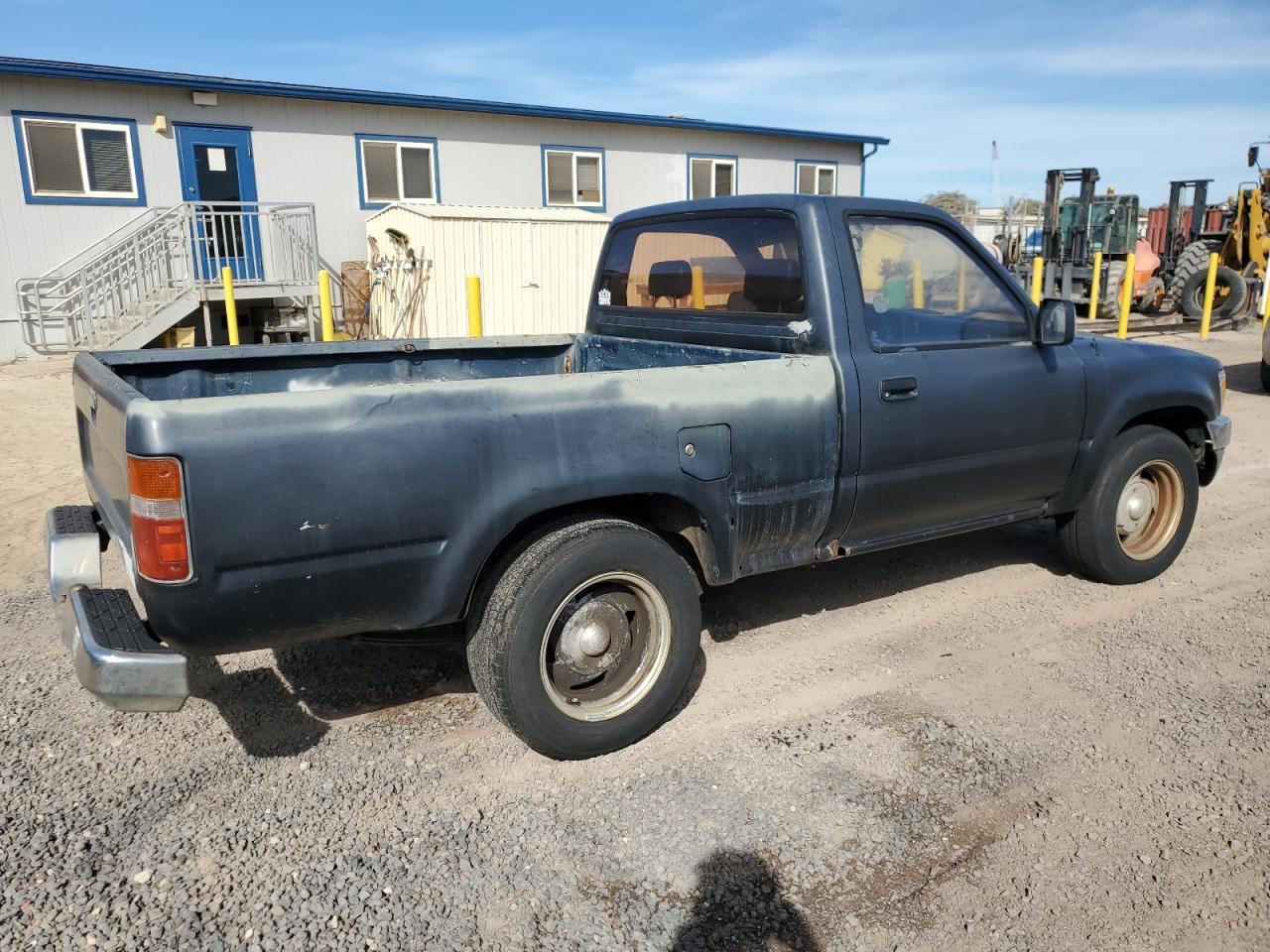 1989 Toyota Pickup 1/2 Ton Short Wheelbase - Image 3