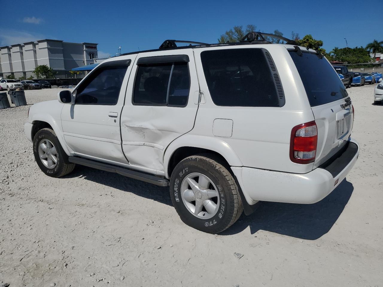 2001 Nissan Pathfinder Le - Фото 2