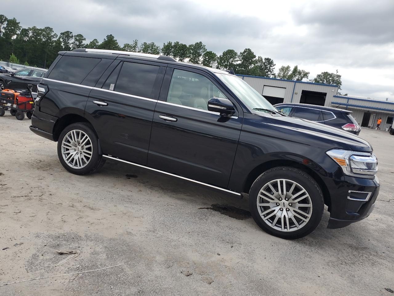 2023 Ford Expedition Limited - Image 4