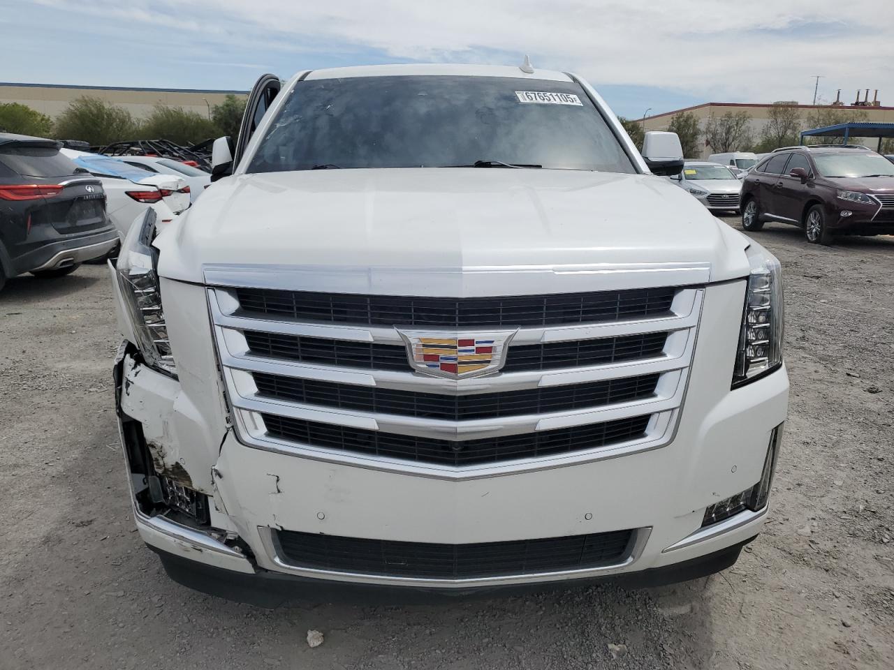 2016 Cadillac Escalade Luxury - Фото 5