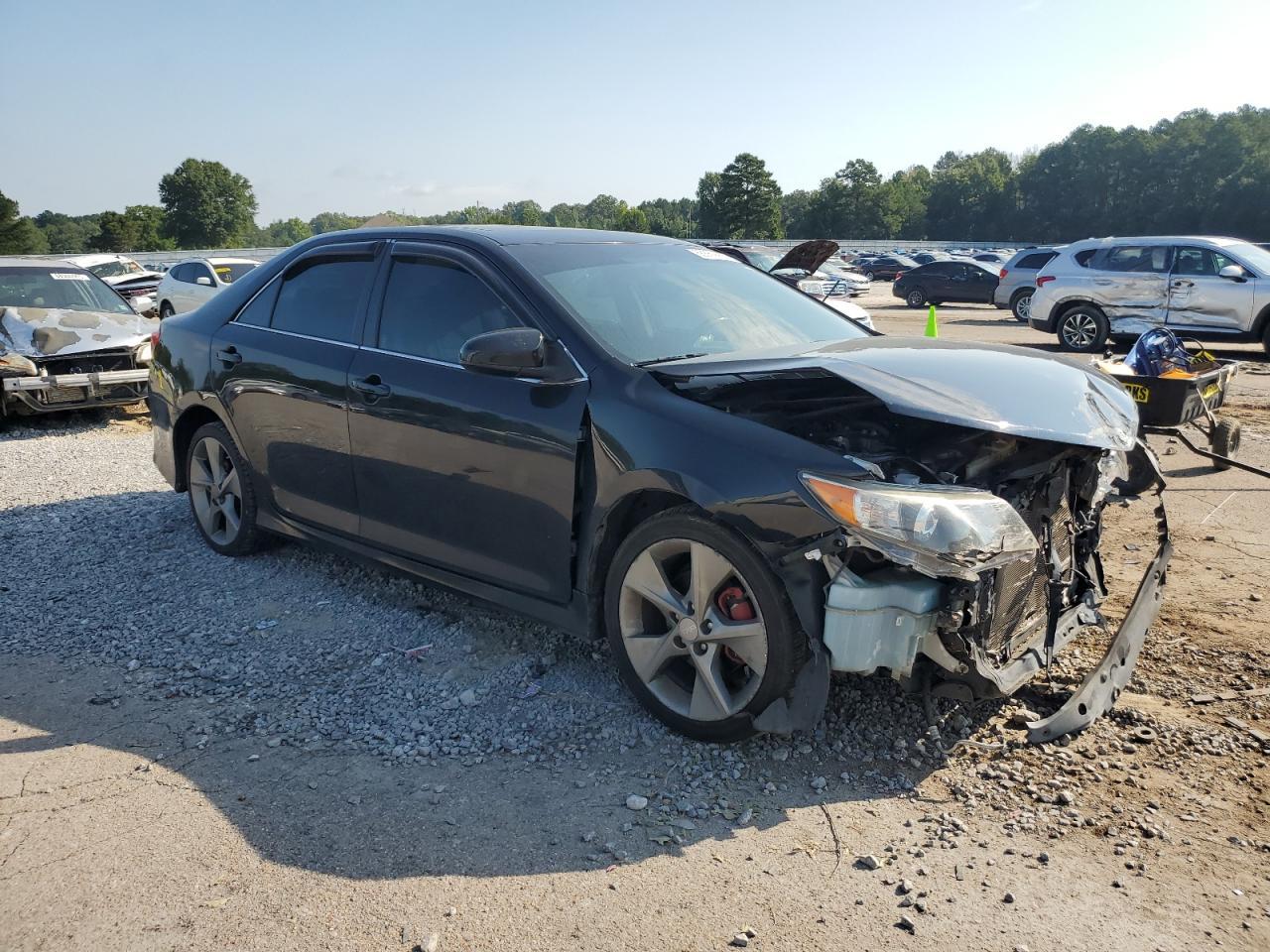 2014 Toyota Camry L - Фото 4