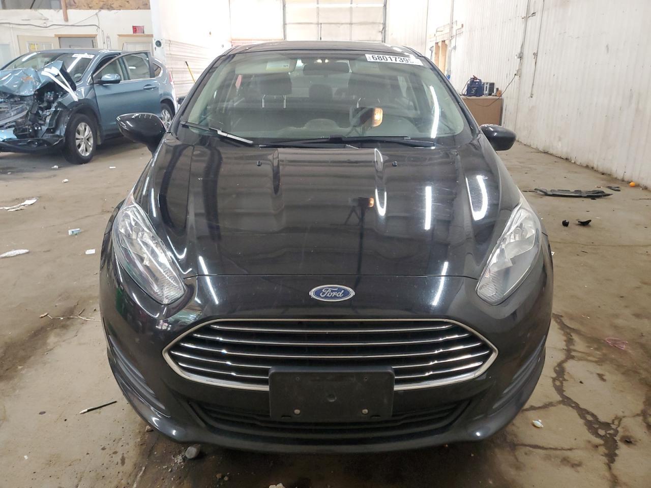 2019 Ford Fiesta Se - Фото 5