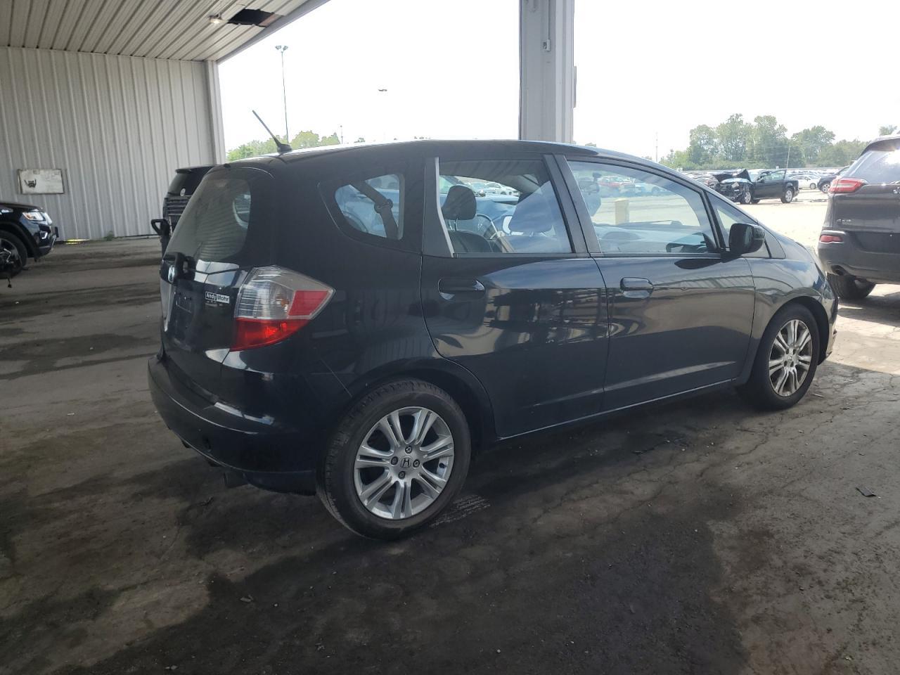 2013 Honda Fit - Фото 3