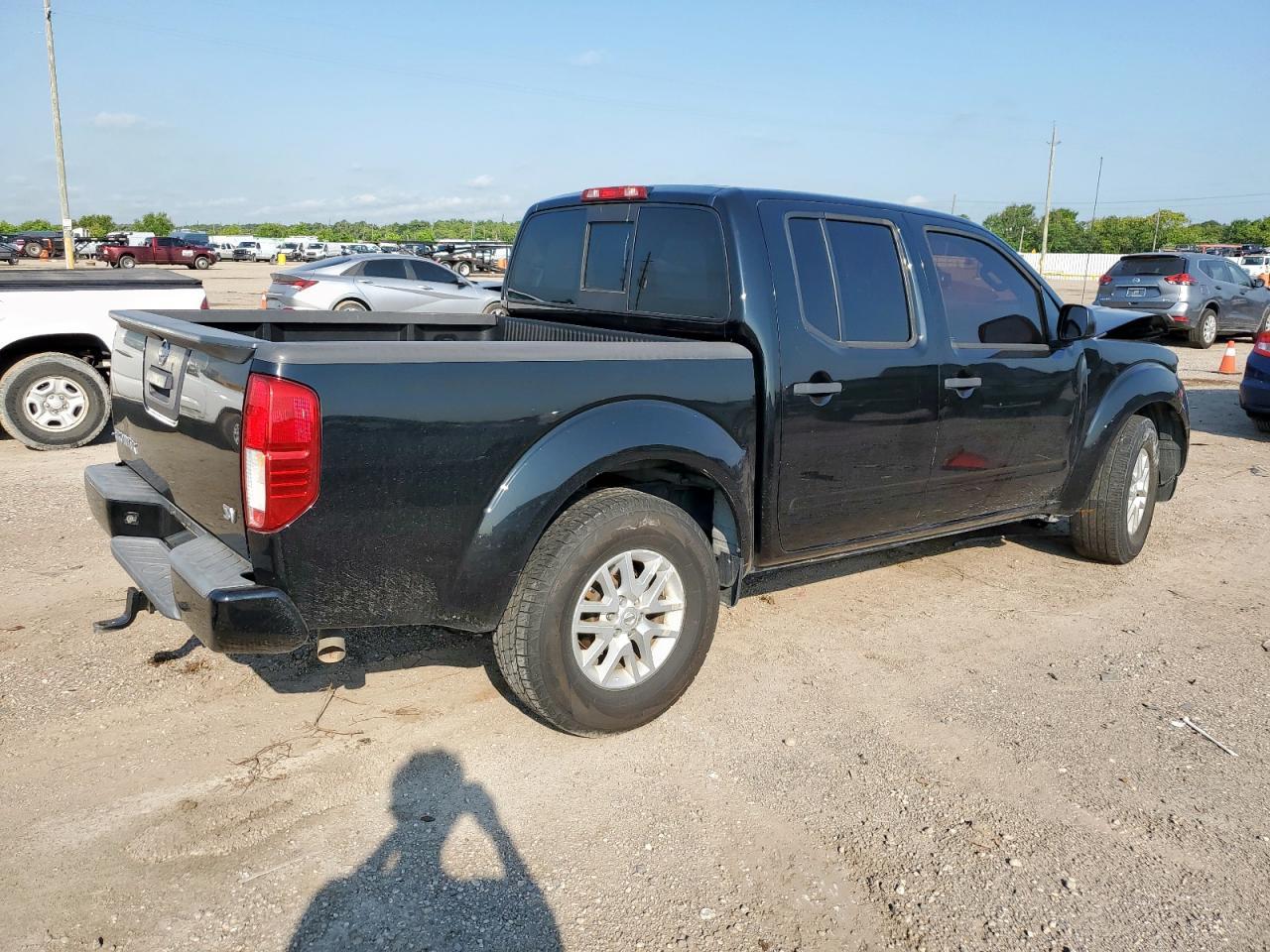2018 Nissan Frontier S - Image 3